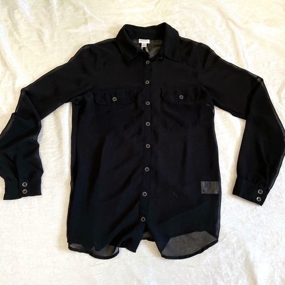 ❤️‍🔥3/$22❤️‍🔥 DYNAMITE Black sheer button-up blouse - Picture 1 of 7